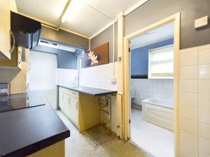 KITCHEN- click for photo gallery